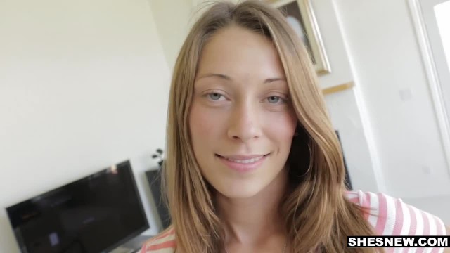 Засветила пилотку и получила член - #1